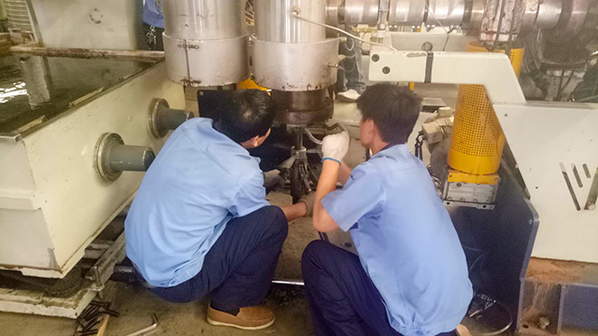 SMED快速換模改善現(xiàn)場(chǎng) SMED快速換模改善現(xiàn)場(chǎng)